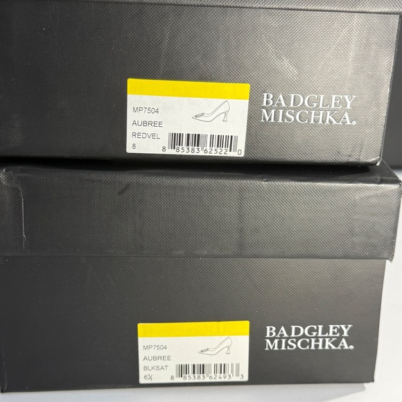 Badgley Mischka Women's Aubree Stiletto Pumps wt Crystal Buckle PICK COLOR SIZE - Picture 11 of 11